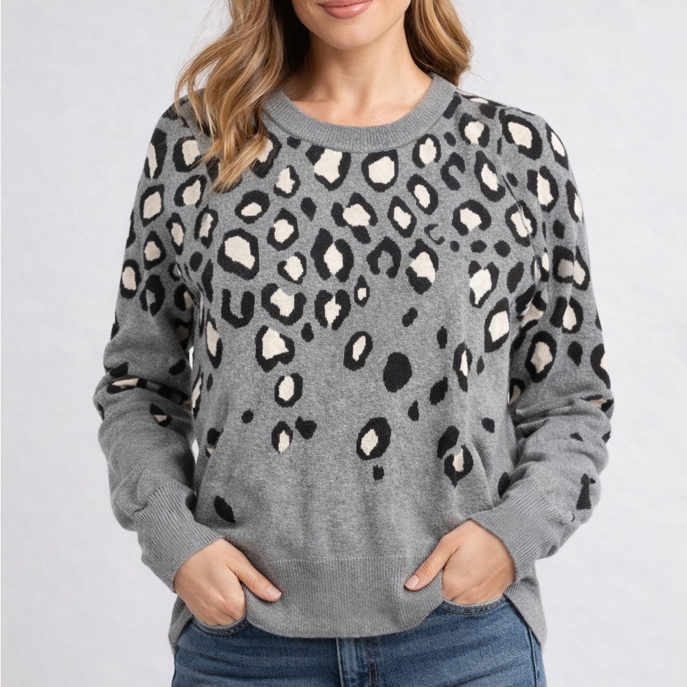 Nine West Gray Animal Print Sweater